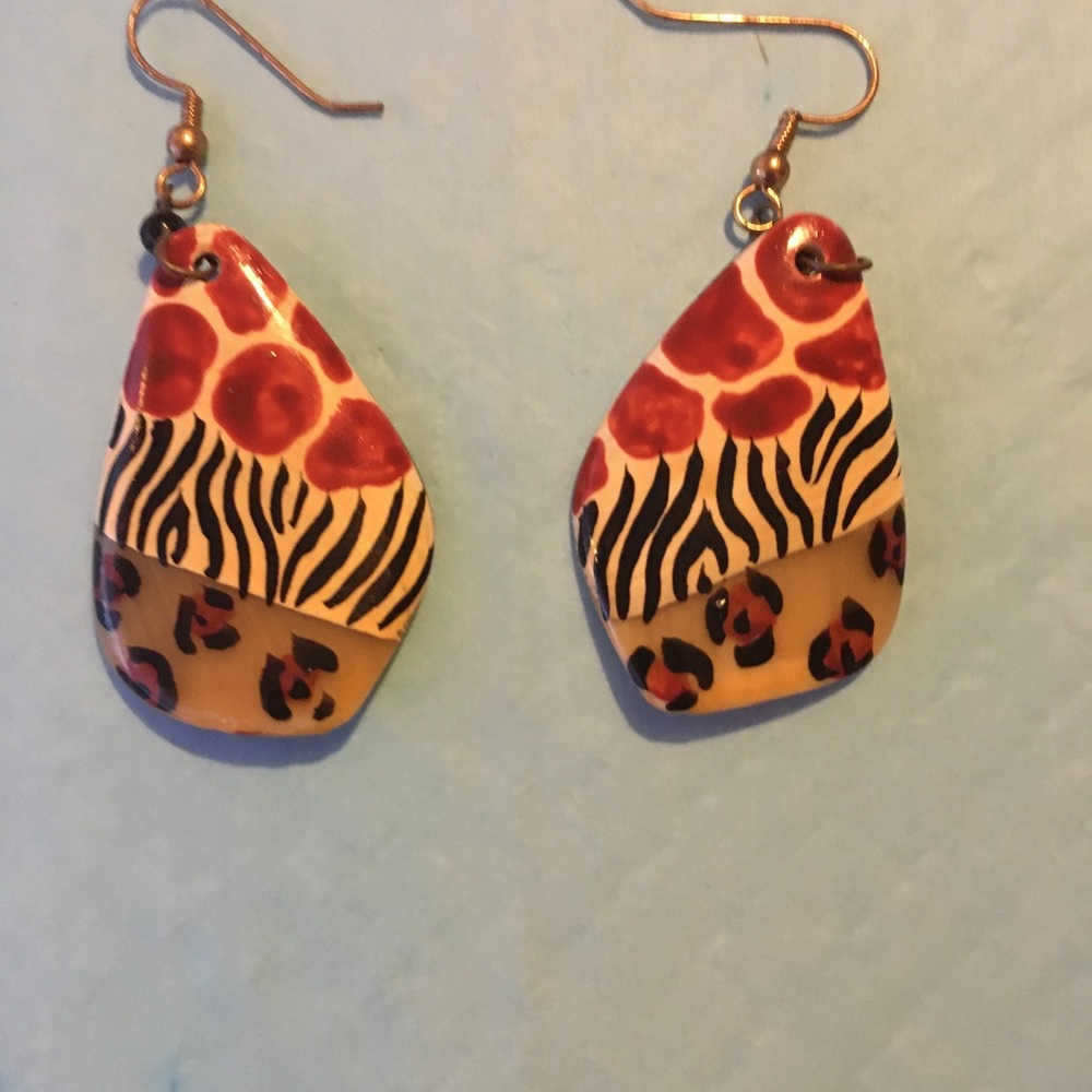 Giraffe print earrings with hooks